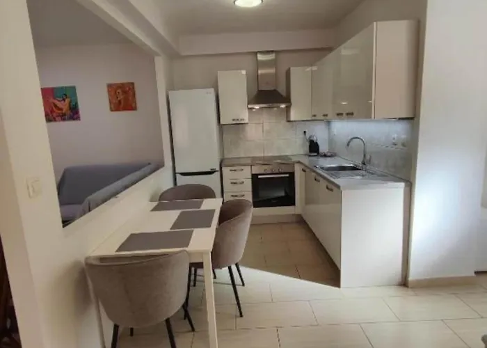 בית נופש House Emma - Two Bedroom With Terrace *